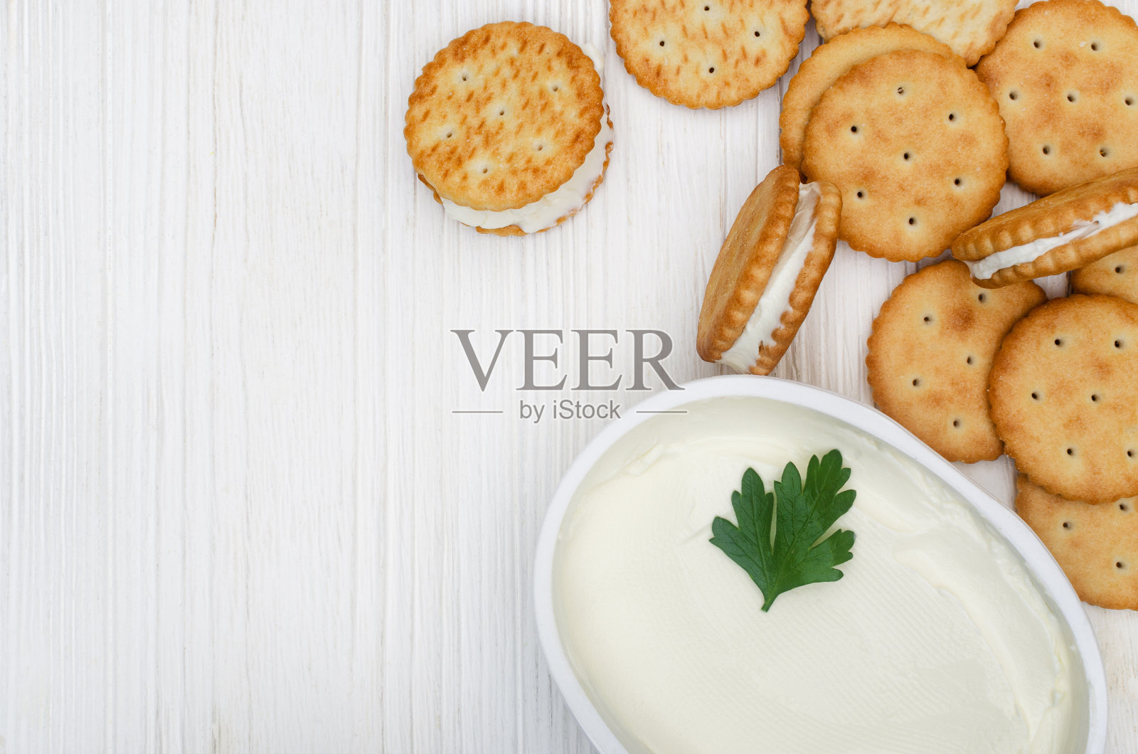 饼干饼干和软奶酪照片摄影图片