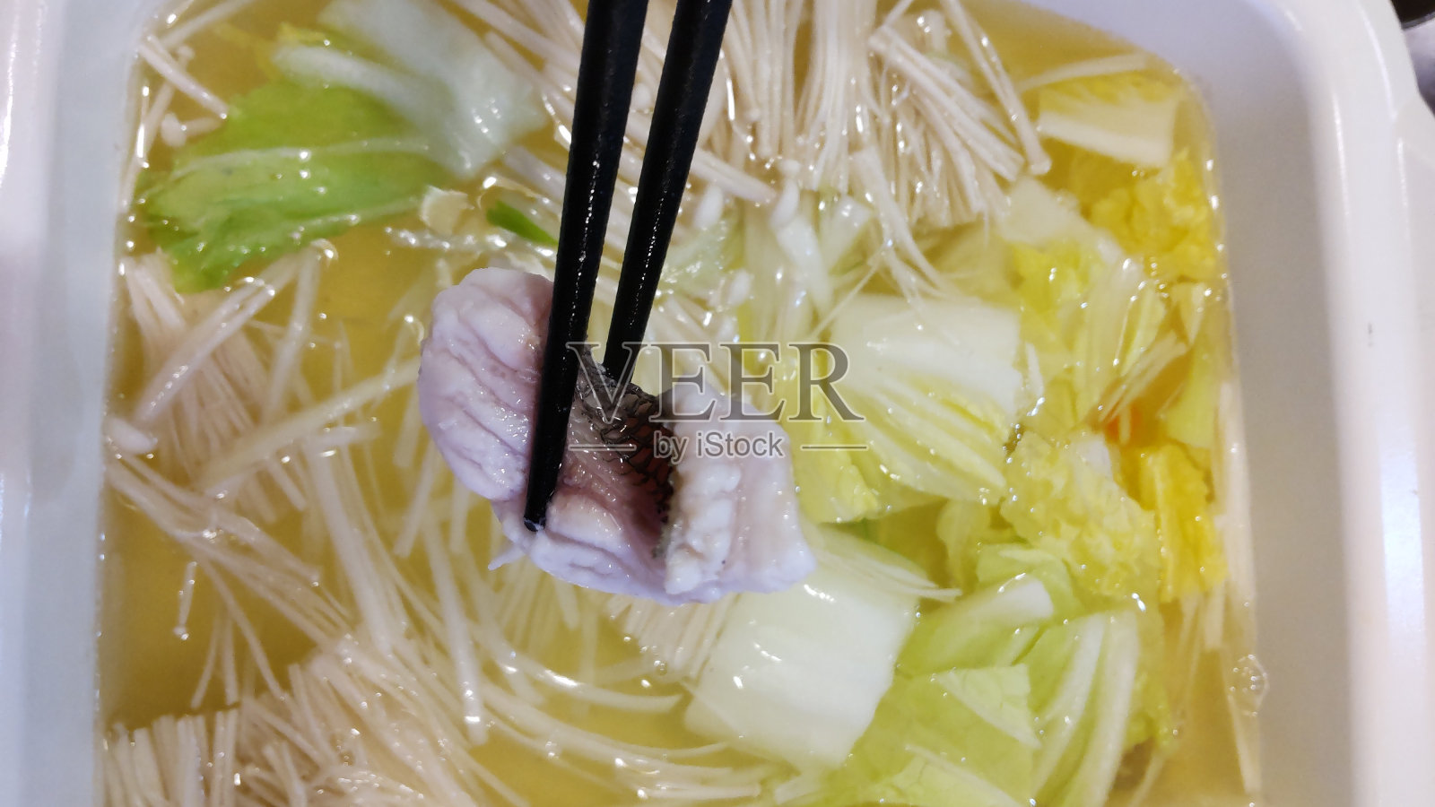 鱼涮涮锅照片摄影图片