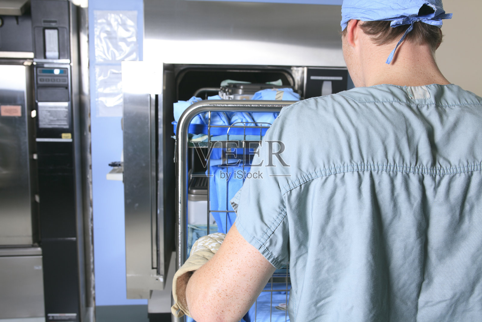 医院里的消毒器-后视图照片摄影图片