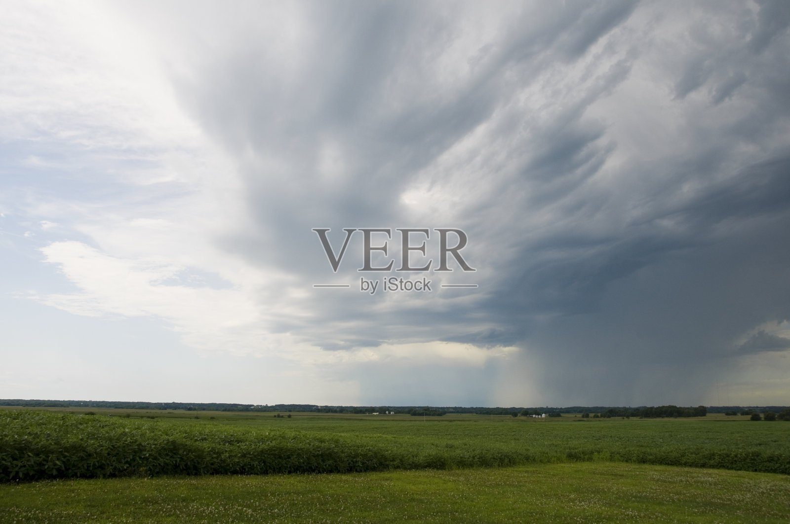 暴风雨前照片摄影图片