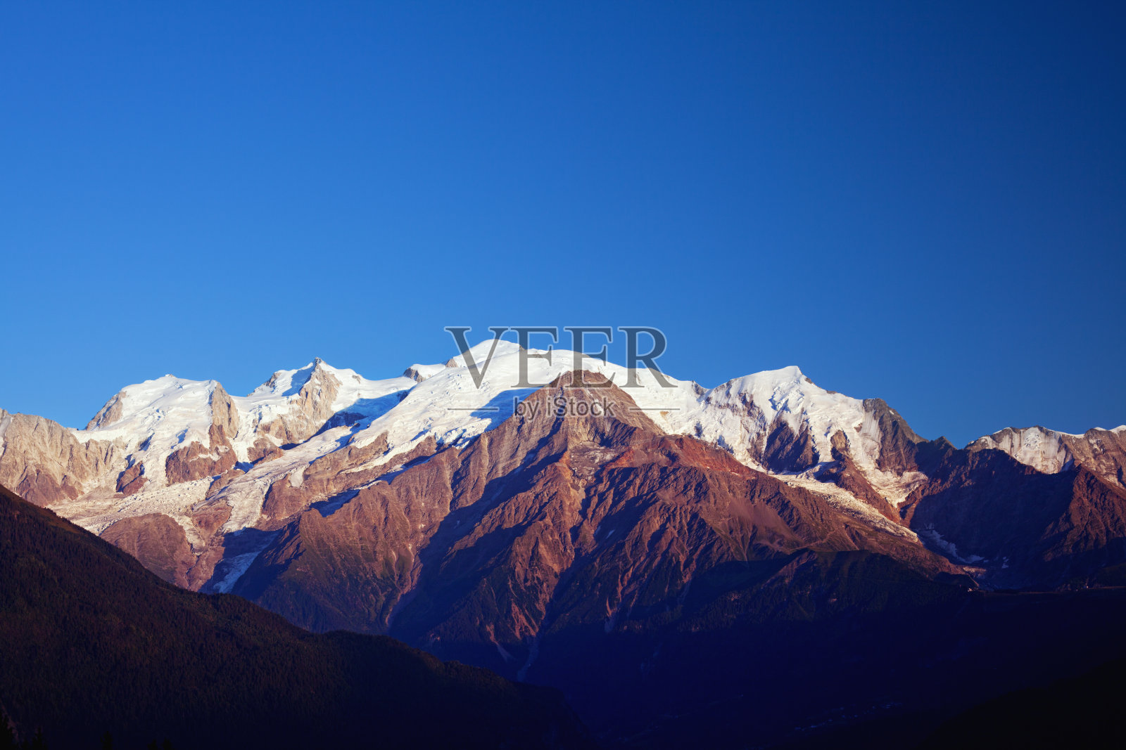 勃朗峰阿尔卑斯山照片摄影图片