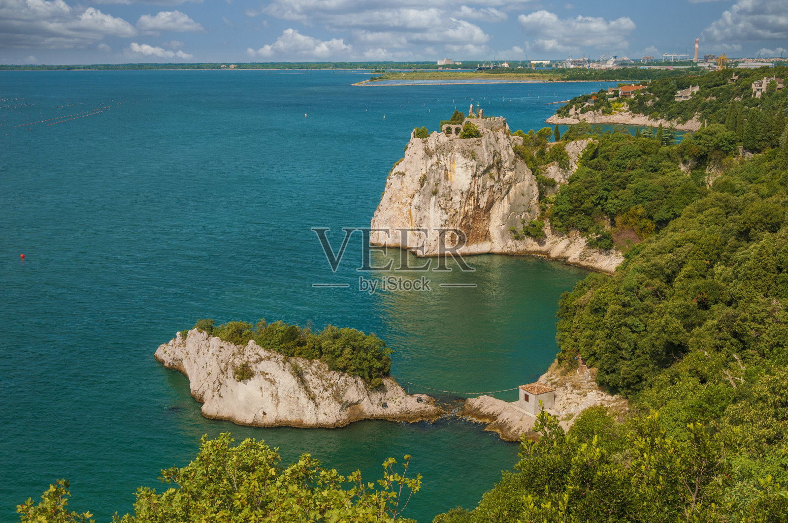 亚得里亚海沿岸和的里雅斯特湾照片摄影图片