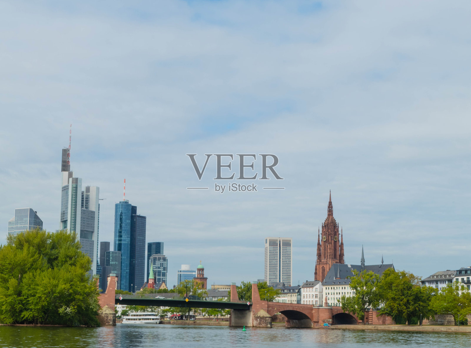 美因河和德国法兰克福照片摄影图片