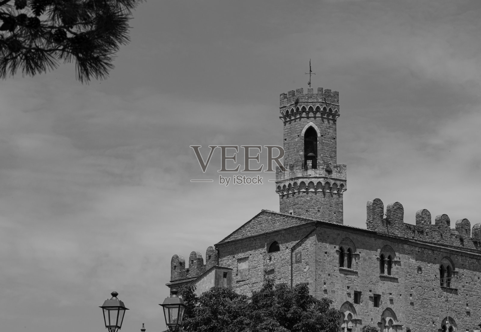 意大利托斯卡纳比萨沃尔泰拉的先觉宫及其塔楼照片摄影图片