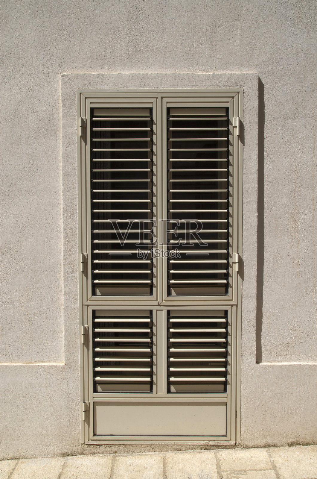 传统的百叶窗在意大利关闭照片摄影图片