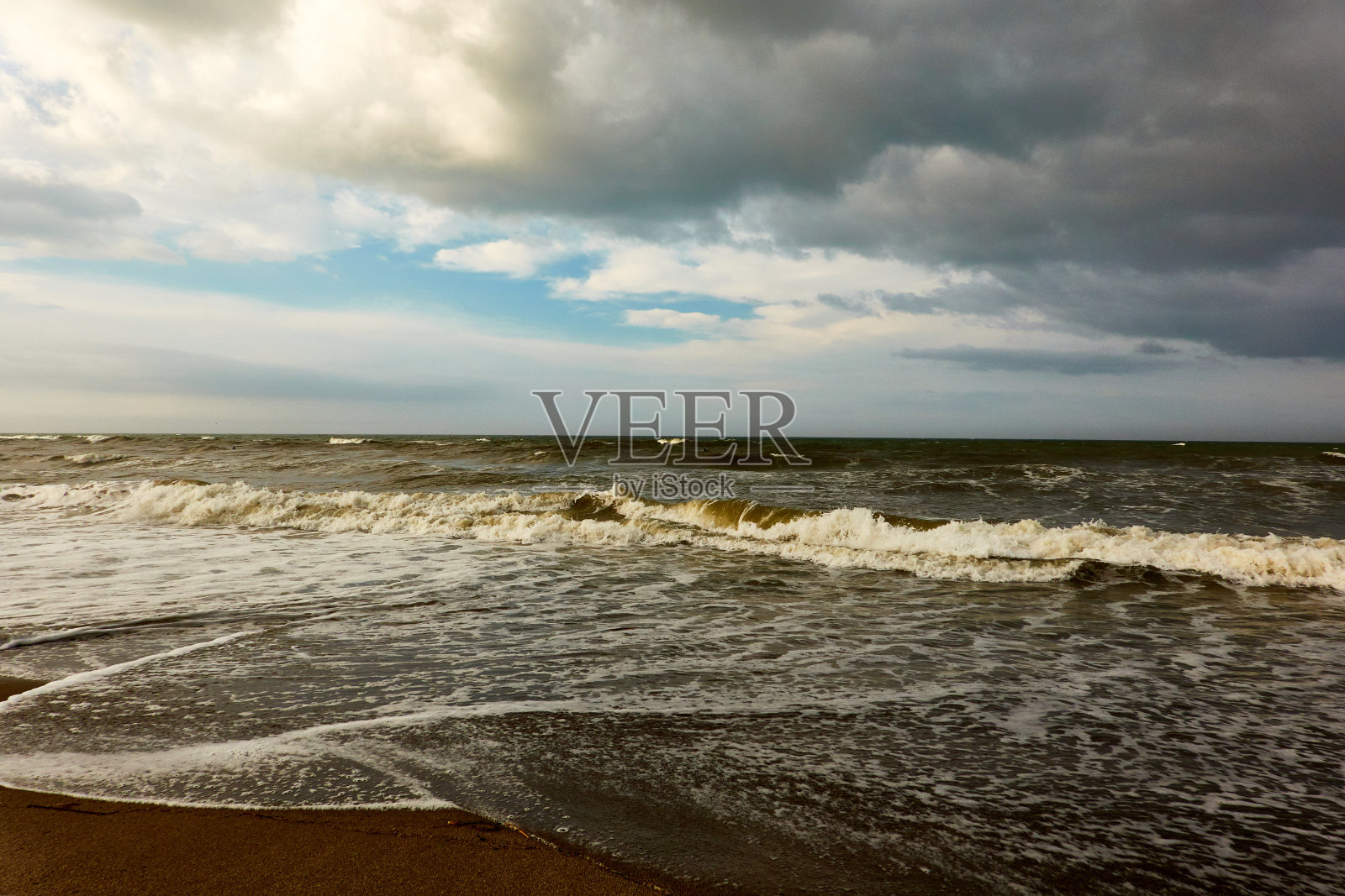 日出时的海景照片摄影图片