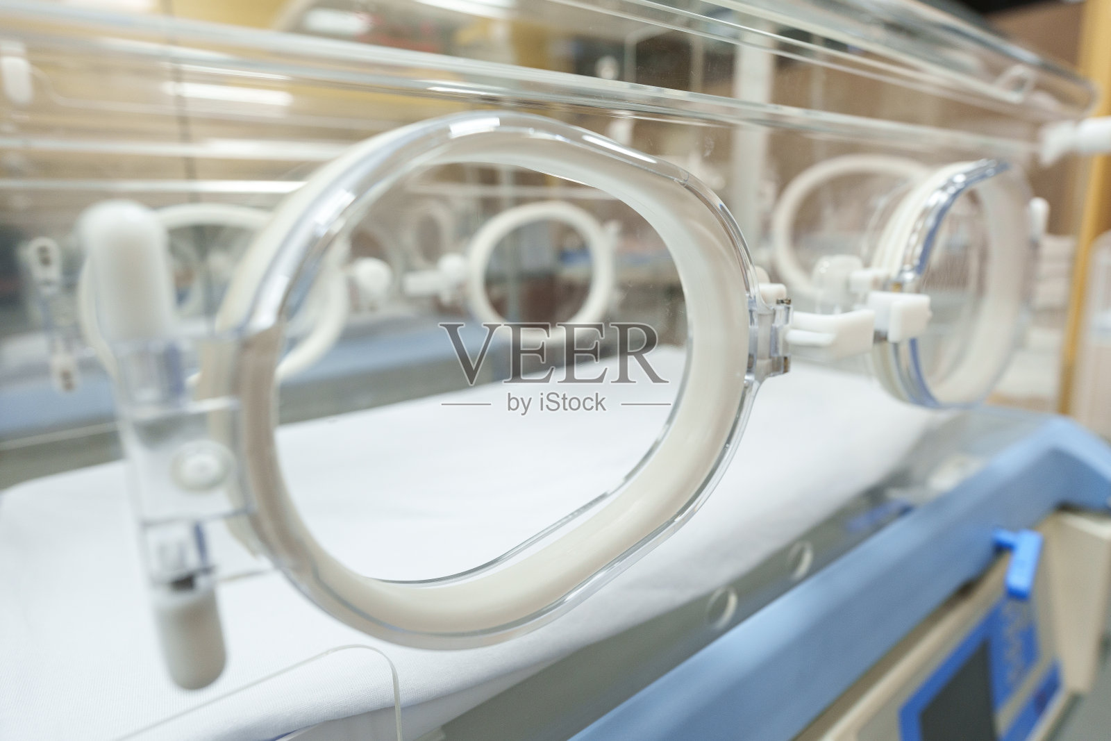 空的医疗孵化器照片摄影图片