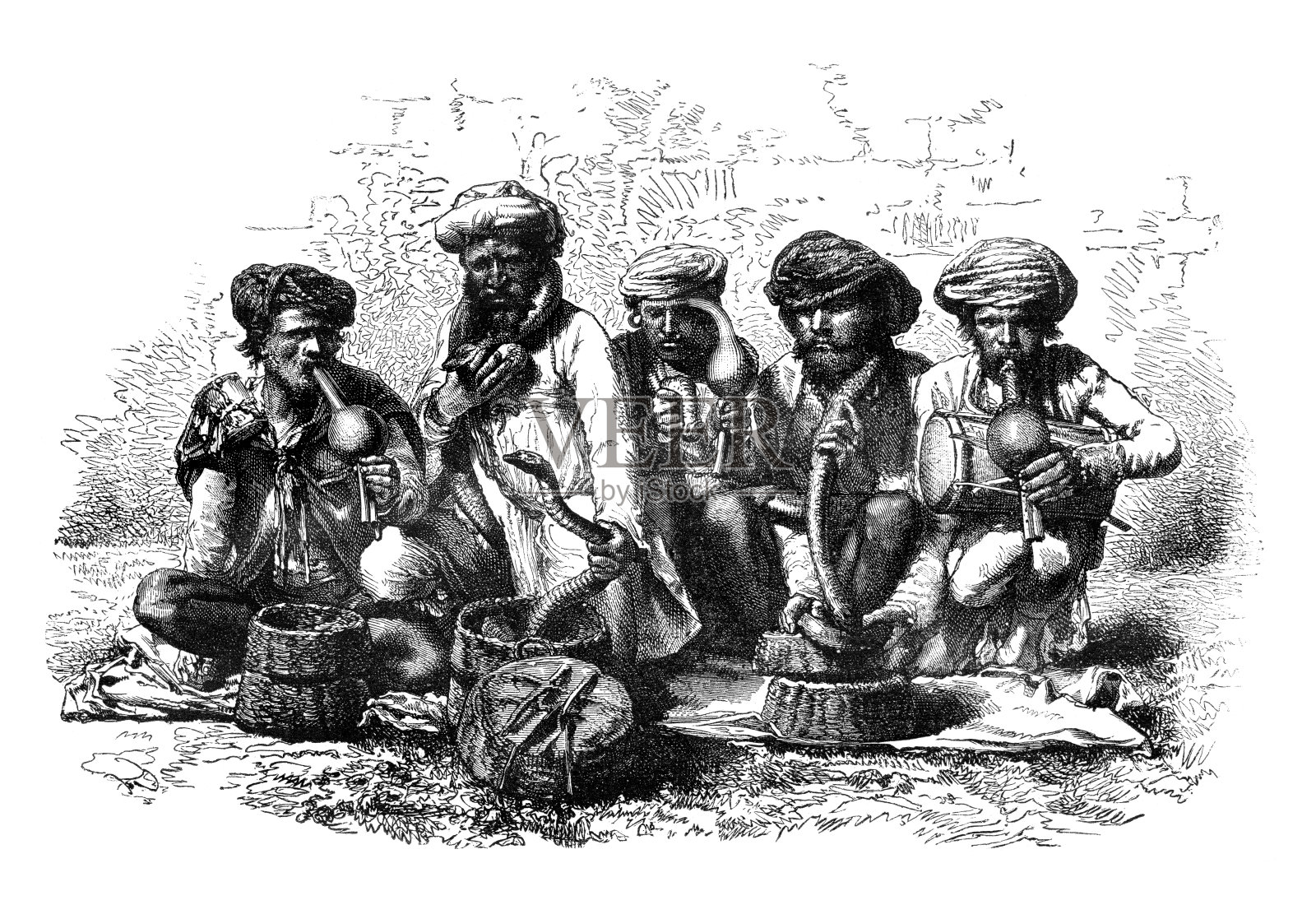 1875年,印度耍蛇人与眼镜蛇坐在一起插画图片素材