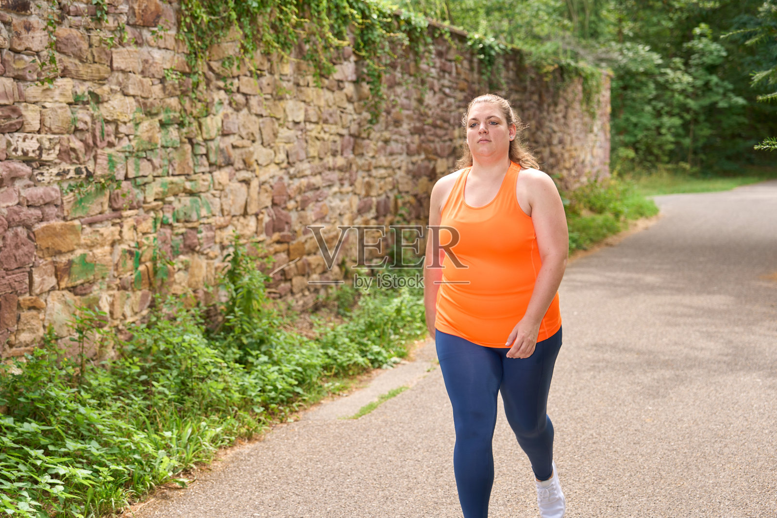 户外运动加码照片摄影图片