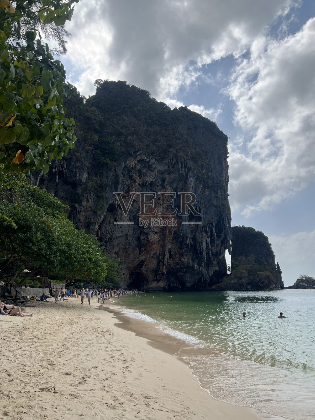 雷莱海滩,甲米,泰国。 泰国半岛上令人惊叹的美丽海滩。照片摄影图片