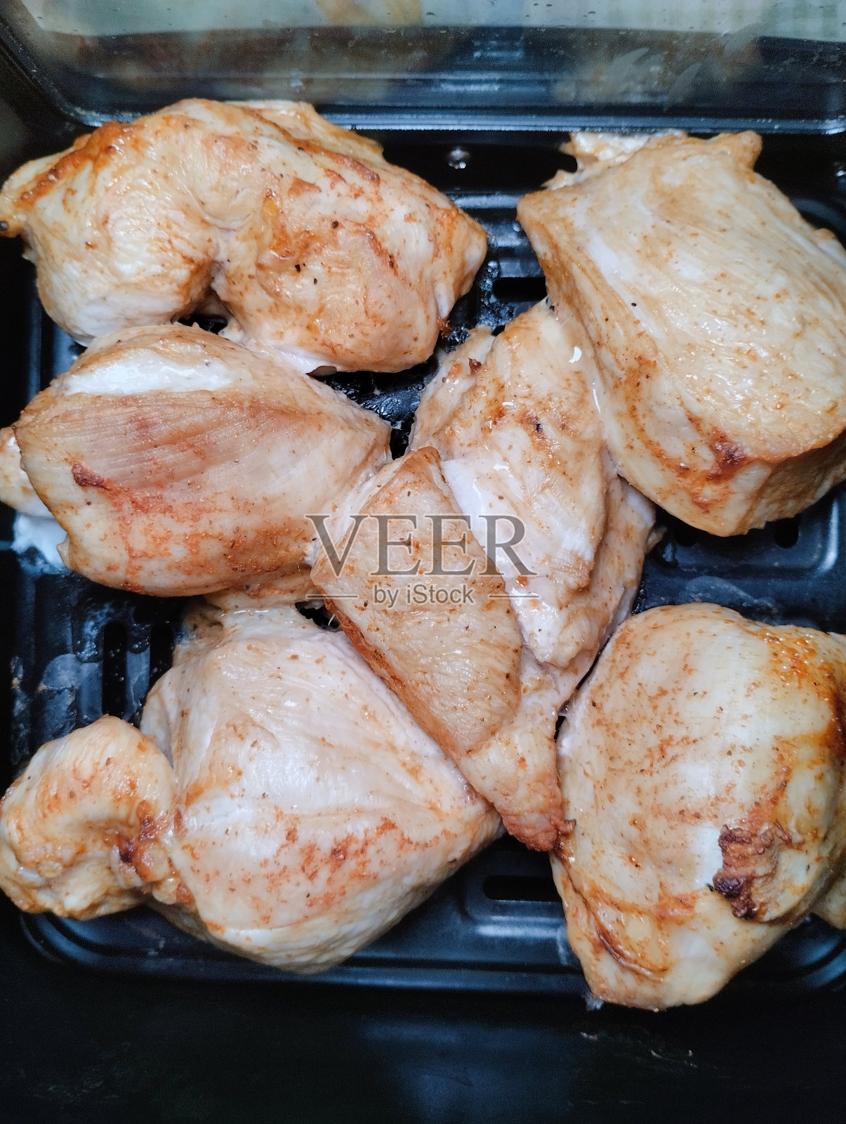 把肉切成肉片照片摄影图片