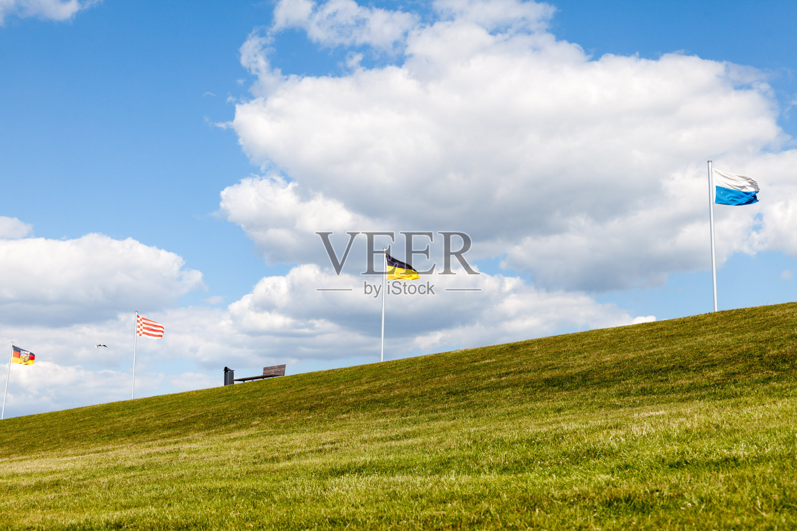 德国北部堤防上的横幅照片摄影图片
