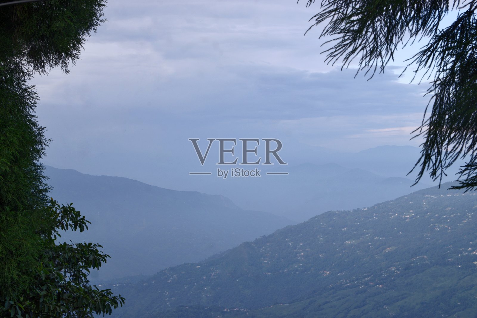 雄伟的大吉岭照片摄影图片