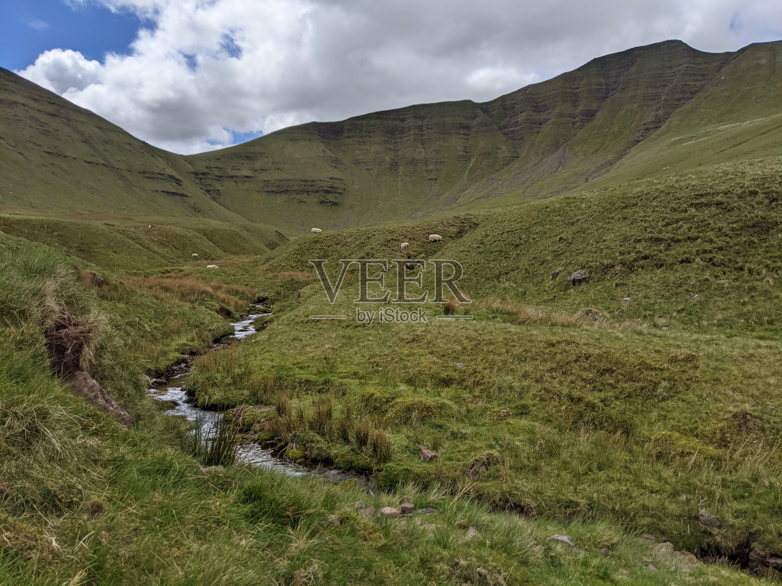 山谷和彭云帆的壮丽景色照片摄影图片