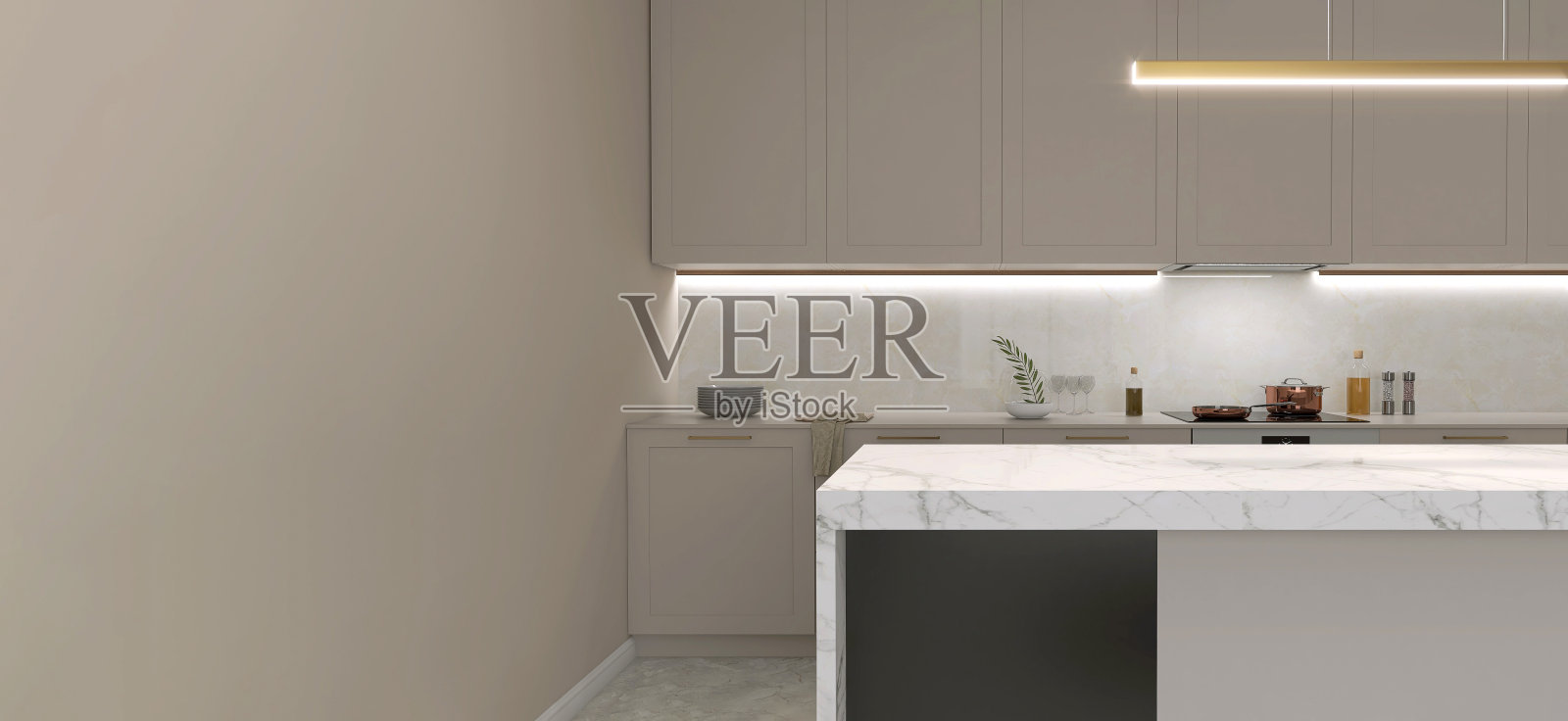 现代白色大理石顶部餐桌岛,吊坠灯在豪华米色厨房柜台,隐藏光,溅回,橱柜柜台,橱柜照片摄影图片