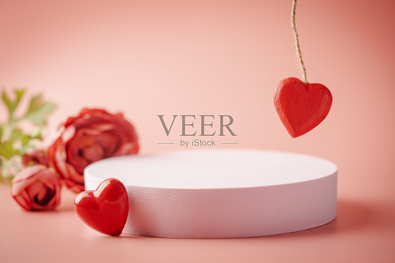 粉红色的空的讲台照片摄影图片