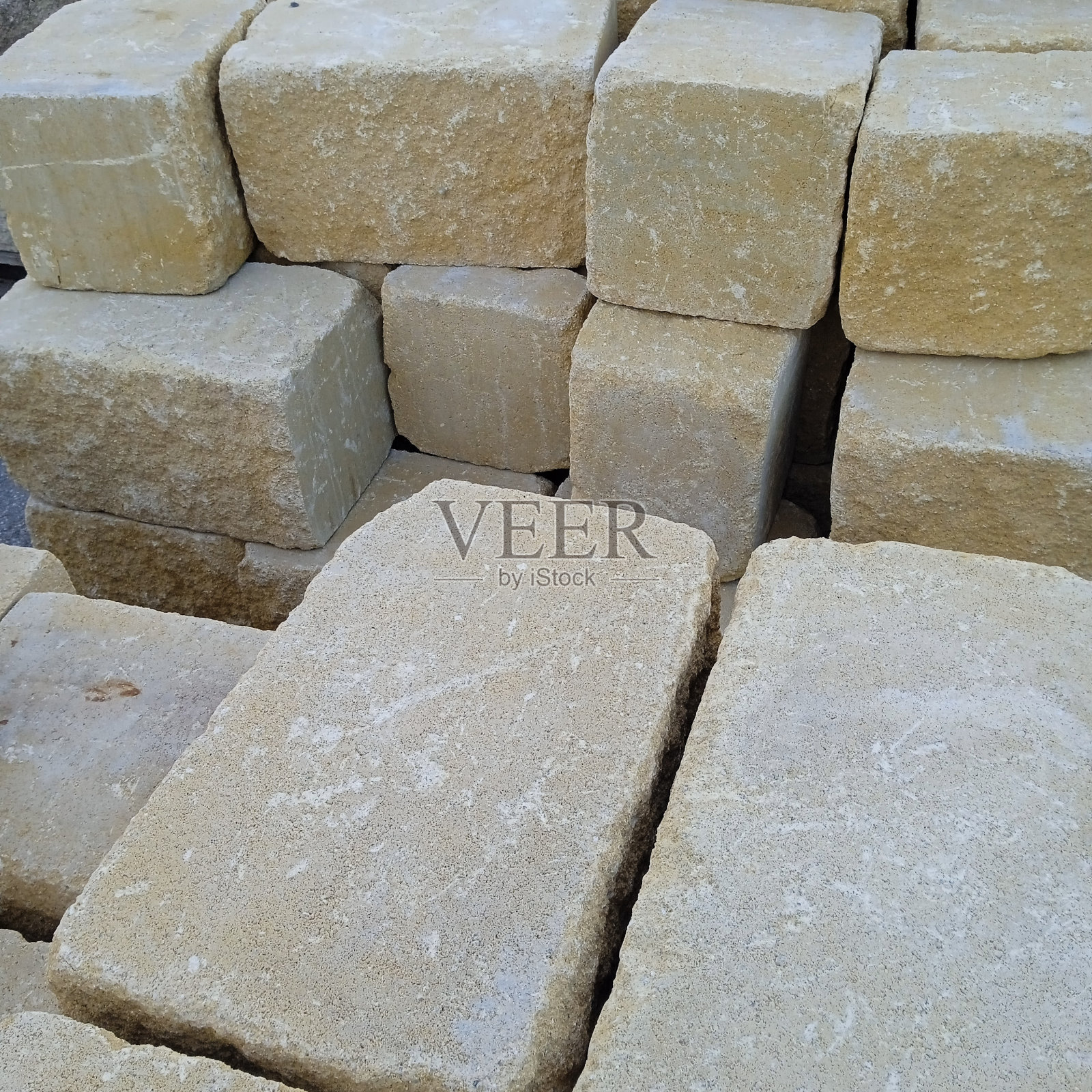 人造石:用作建筑材料的人造石或铸造石照片摄影图片