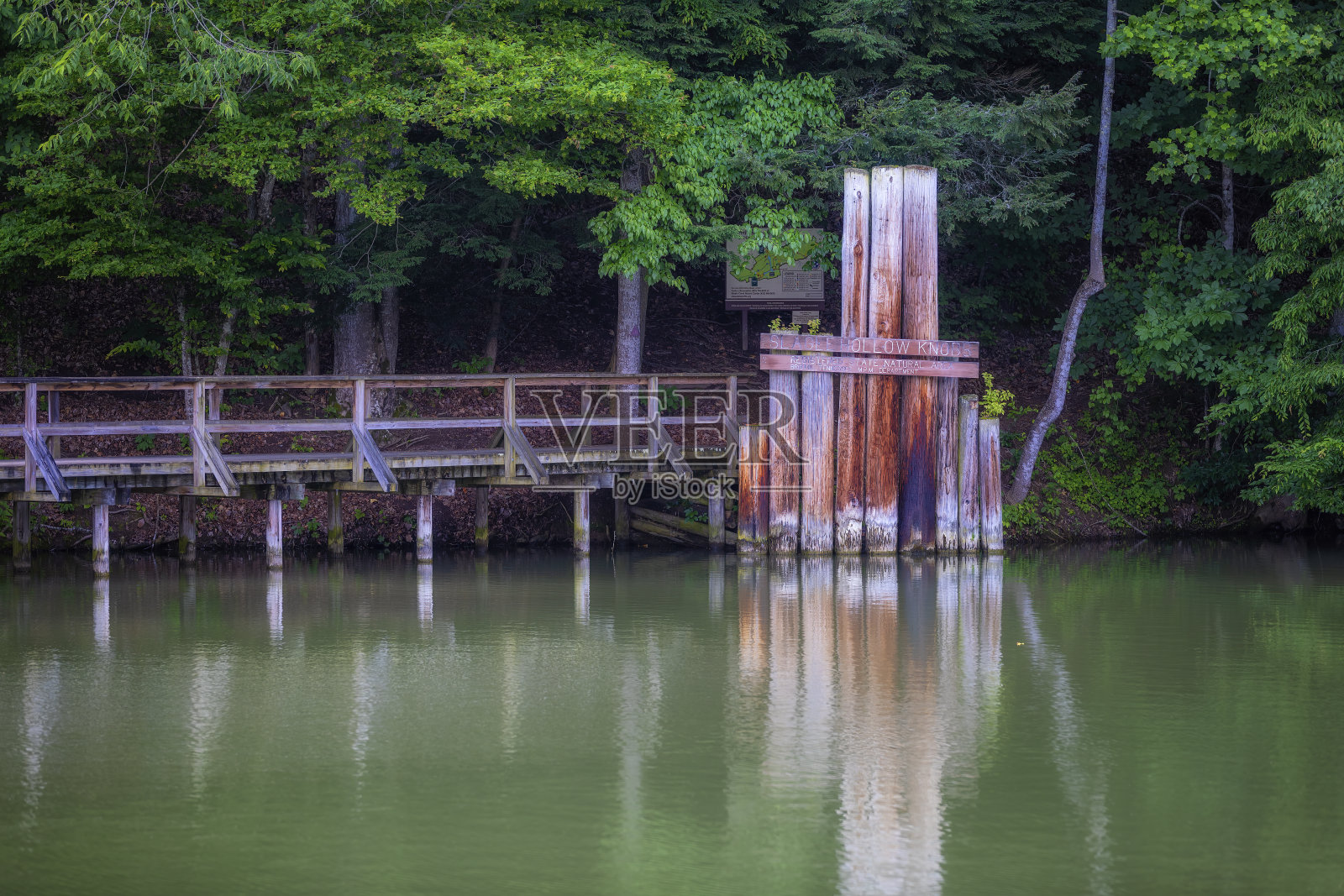 美国田纳西州布里斯托尔美丽的斯蒂尔溪公园照片摄影图片
