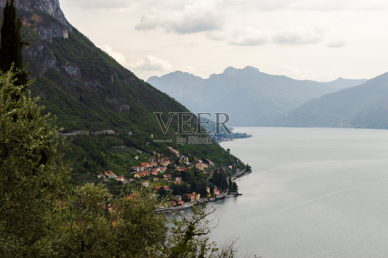 意大利的科莫湖照片摄影图片