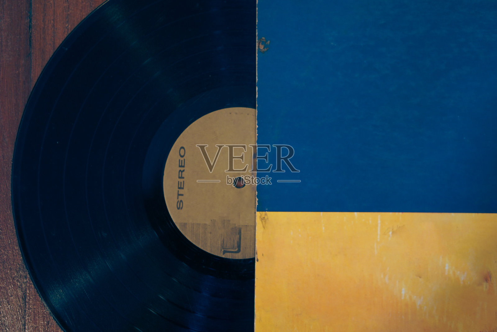 黑胶唱片连盖照片摄影图片