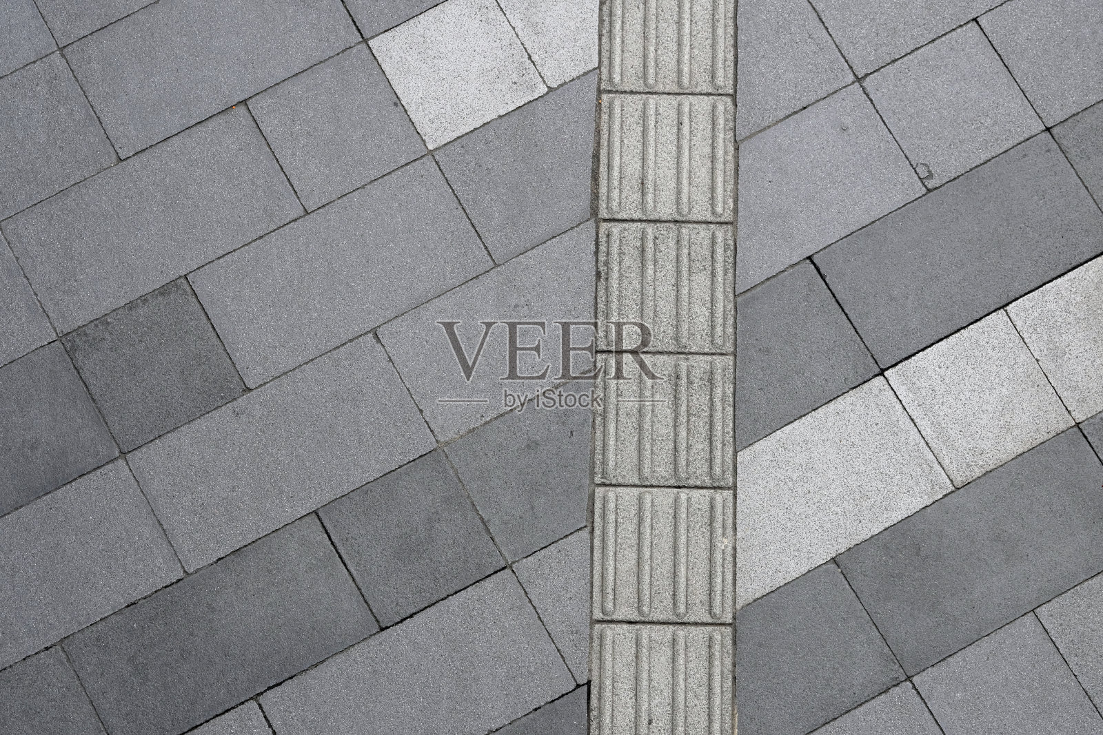 垃圾地板上的抽象形式照片摄影图片