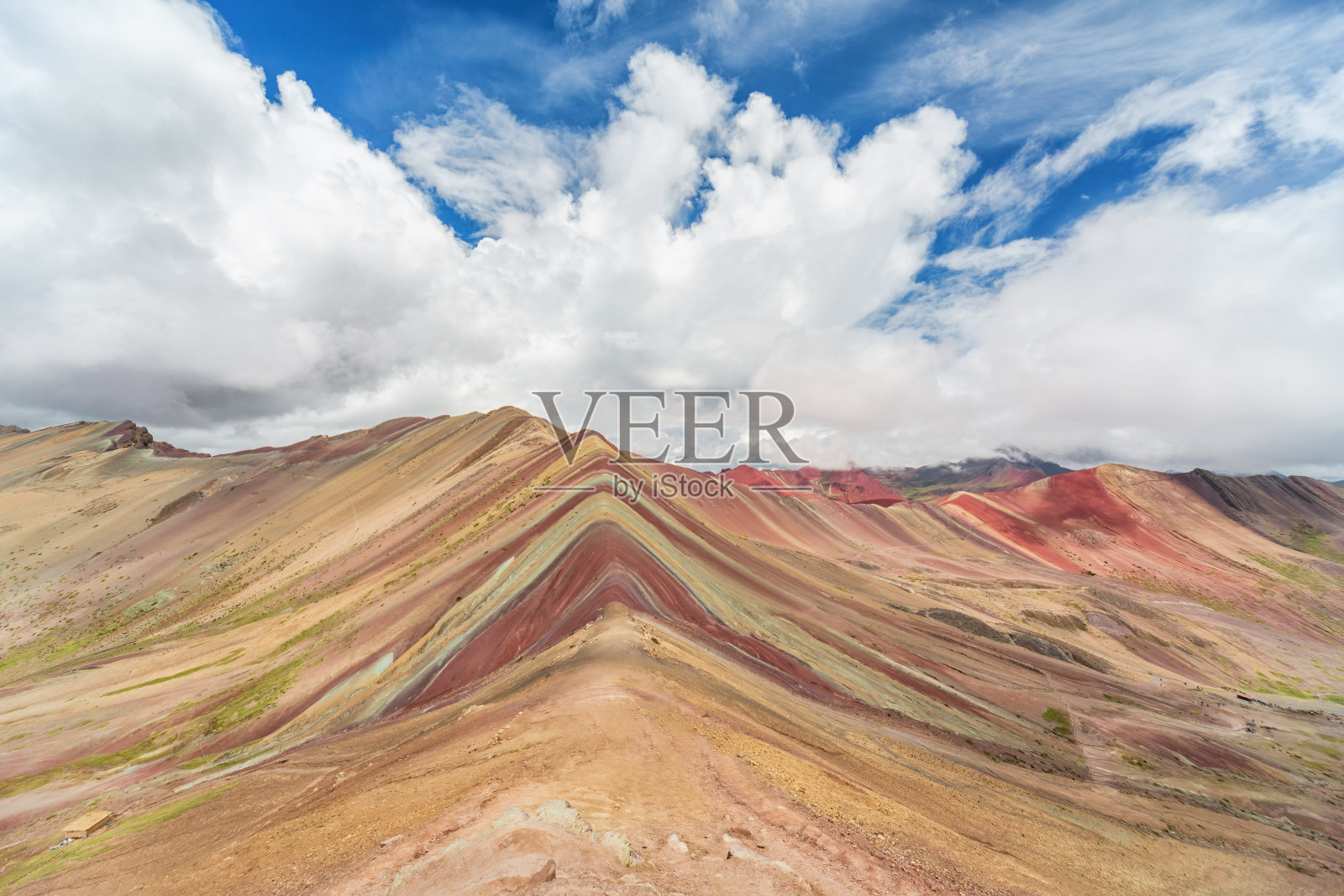 秘鲁安第斯山脉维尼昆卡的彩虹山脉。秘鲁照片摄影图片