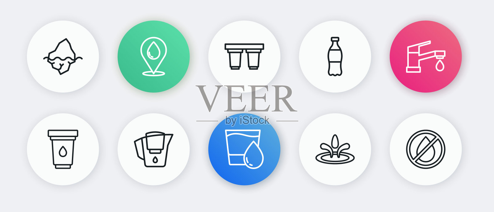 设置线玻璃与水,自来水龙头,过滤筒,滴,瓶,禁止和水壶图标。向量图标素材