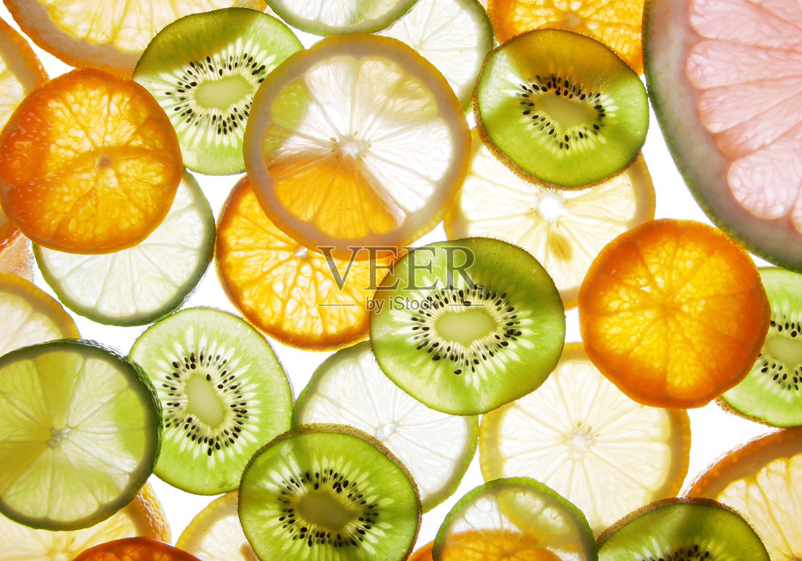 切片柑橘水果横截面在白色的背景。食品的背景。照片摄影图片