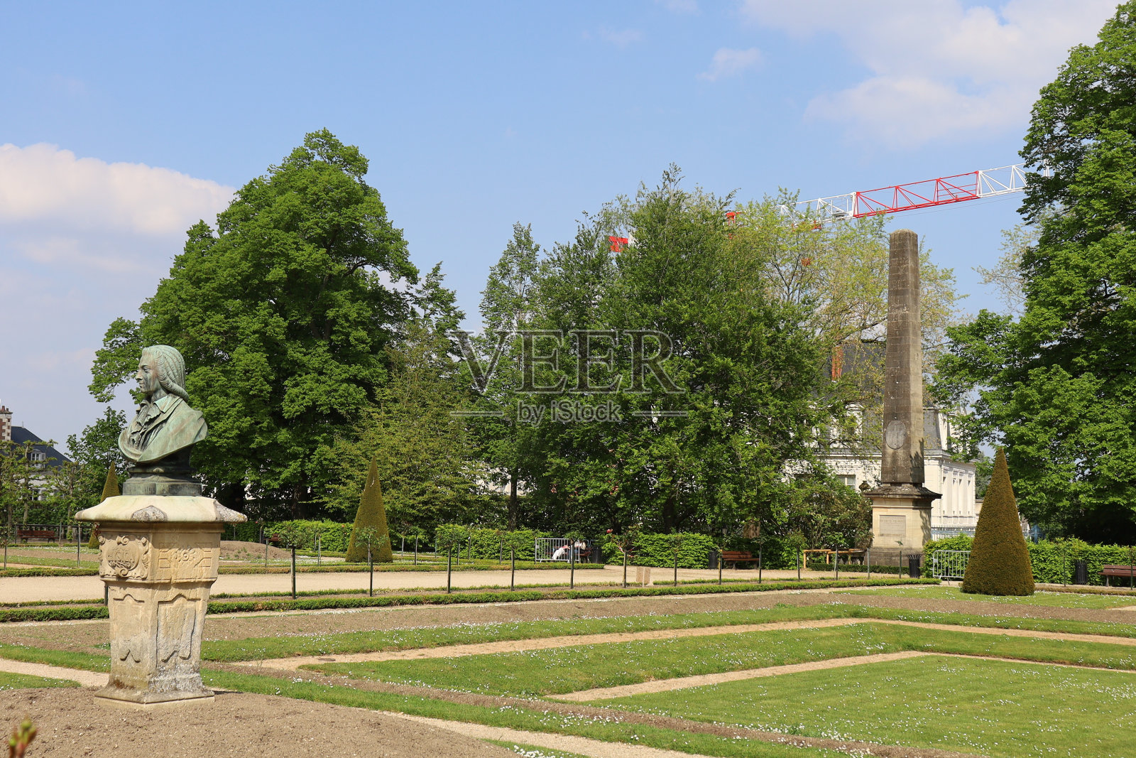 布尔日-大主教的花园照片摄影图片