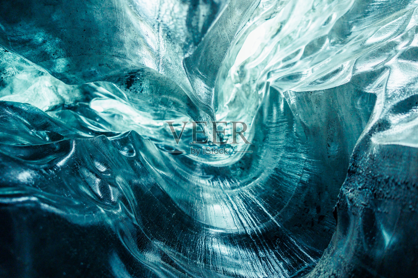 瓦特纳冰盖的极地裂缝照片摄影图片