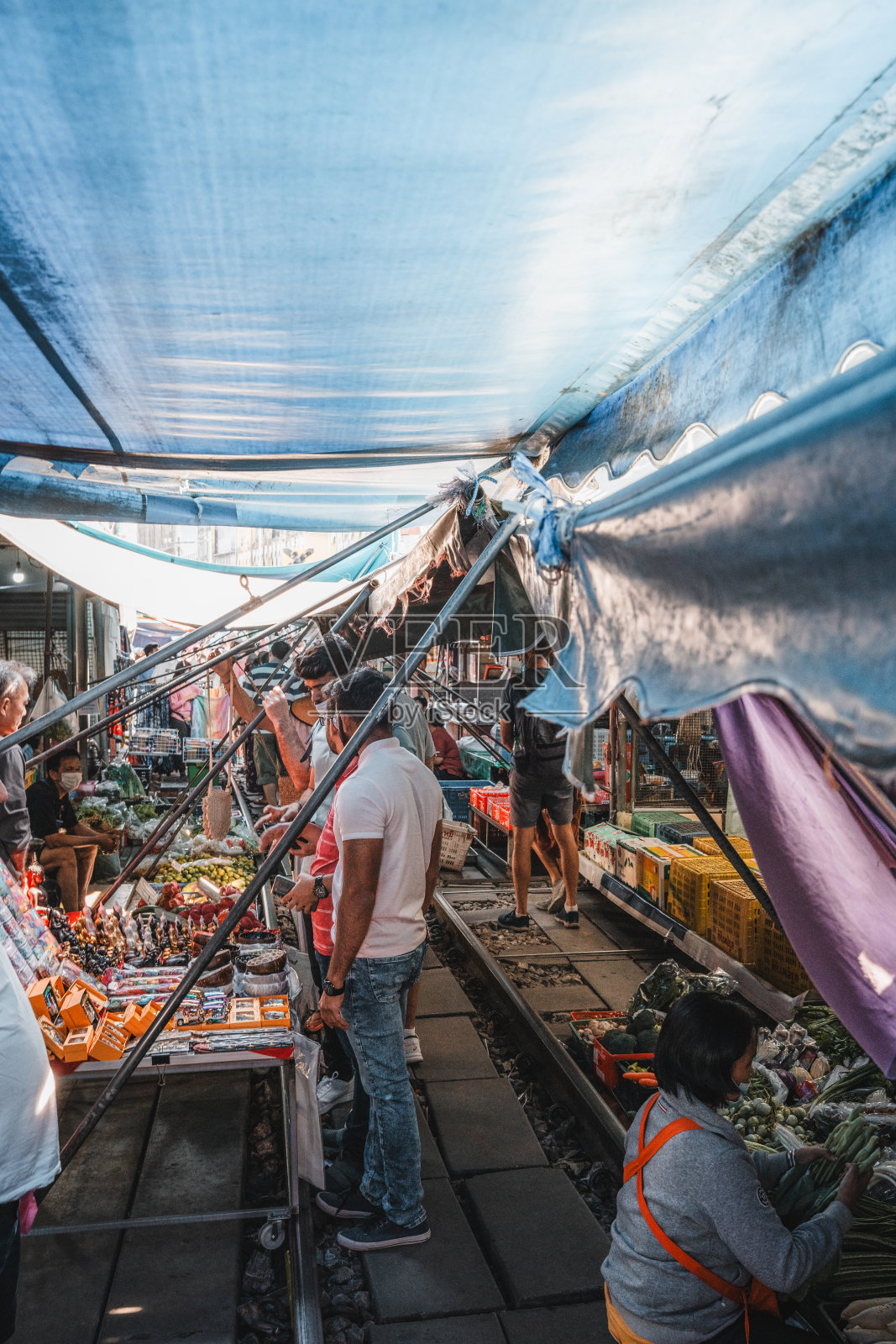 湄龙铁路市场,曼谷火车市场。泰国照片摄影图片