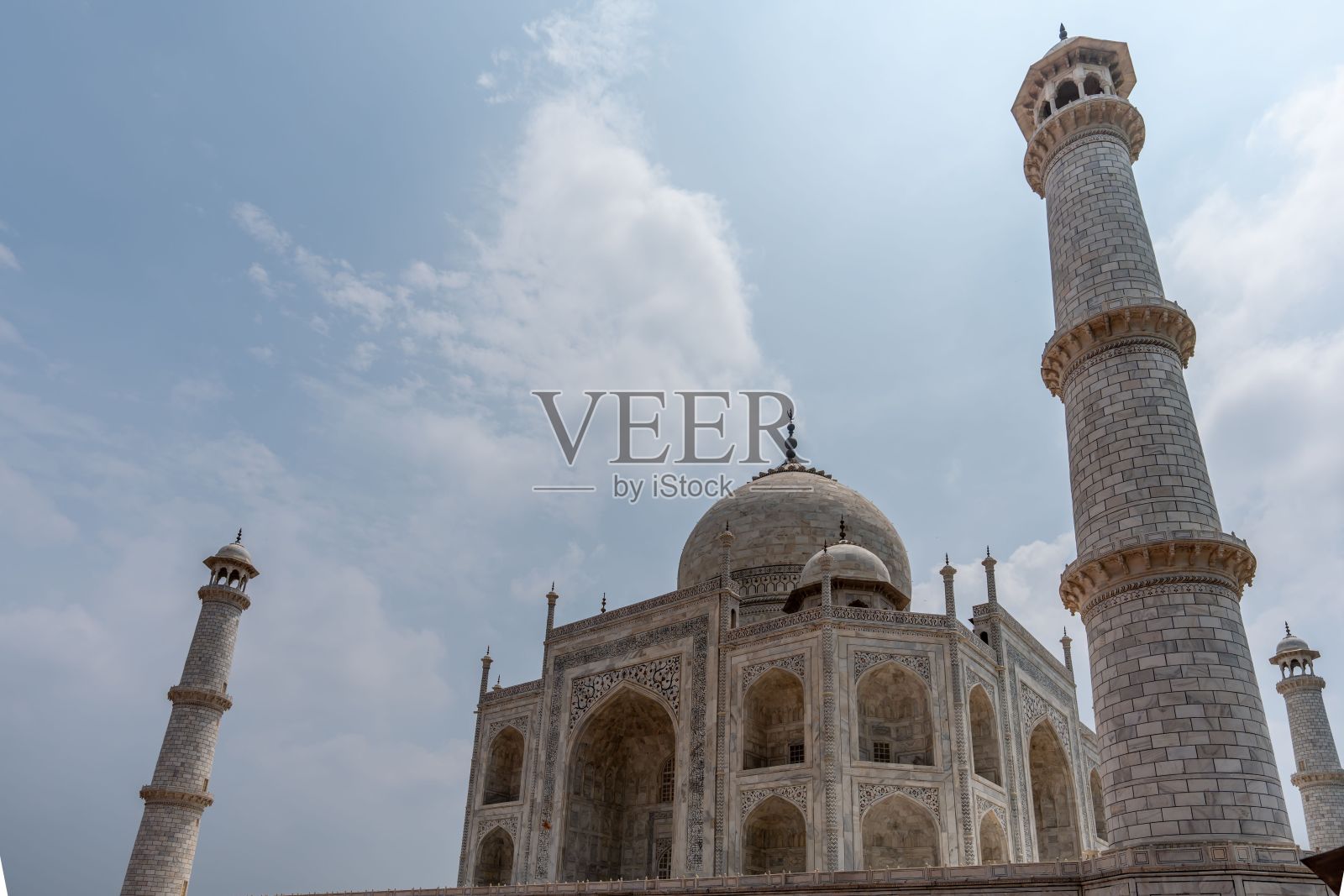 印度阿格拉的泰姬陵美景。照片摄影图片