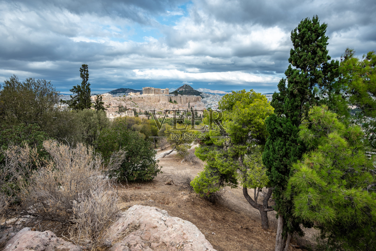希腊雅典的古代卫城和城市景观照片摄影图片