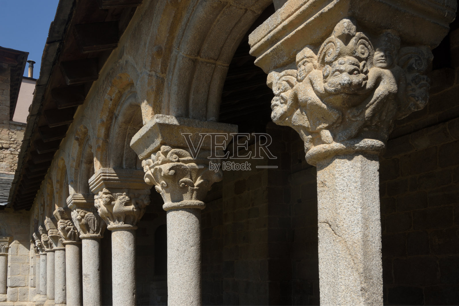 圣玛利亚大教堂回廊的首府,La Seu de Urgell,莱伊达省,加泰罗尼亚,西班牙照片摄影图片