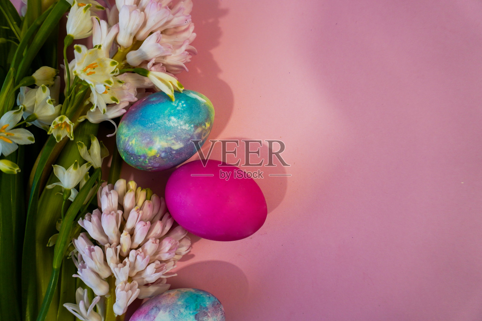 复活节快乐!平面,明信片或互联网横幅与复制空间在复活节照片摄影图片