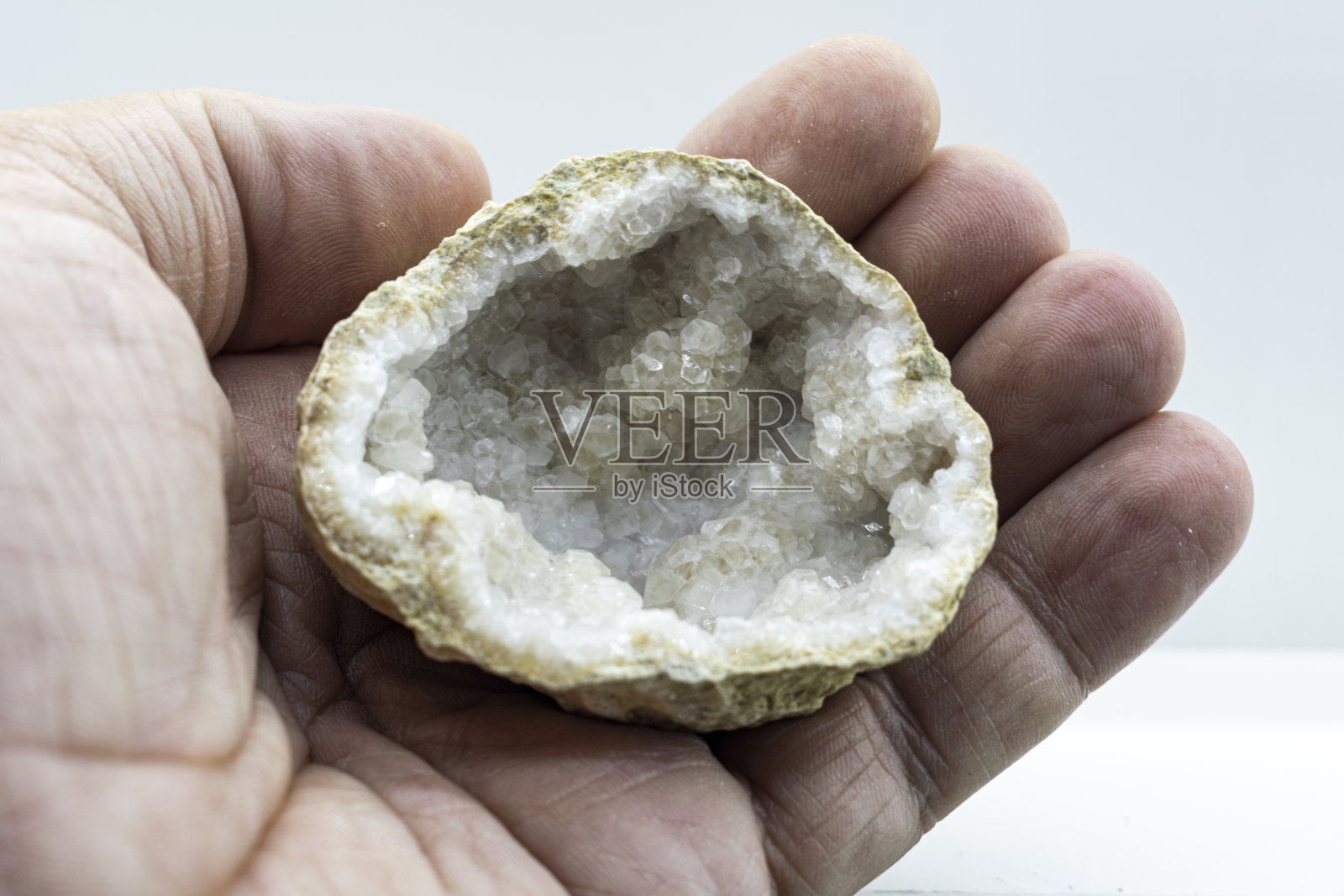 方解石晶洞照片摄影图片