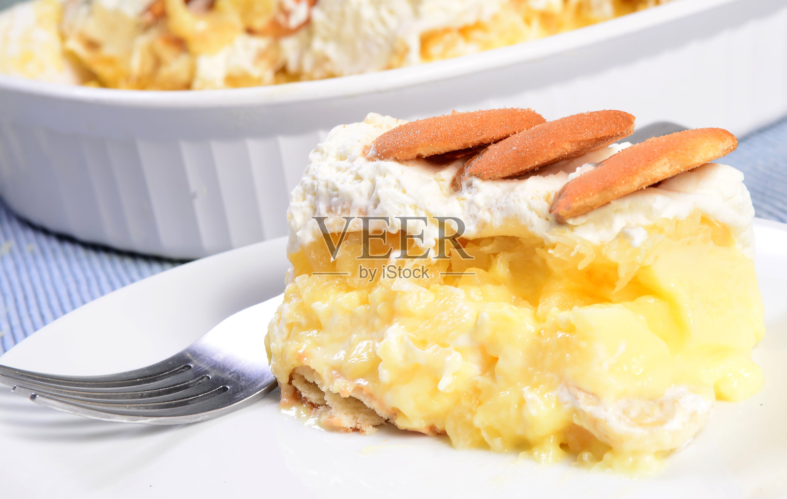 香草华夫布丁蛋糕照片摄影图片