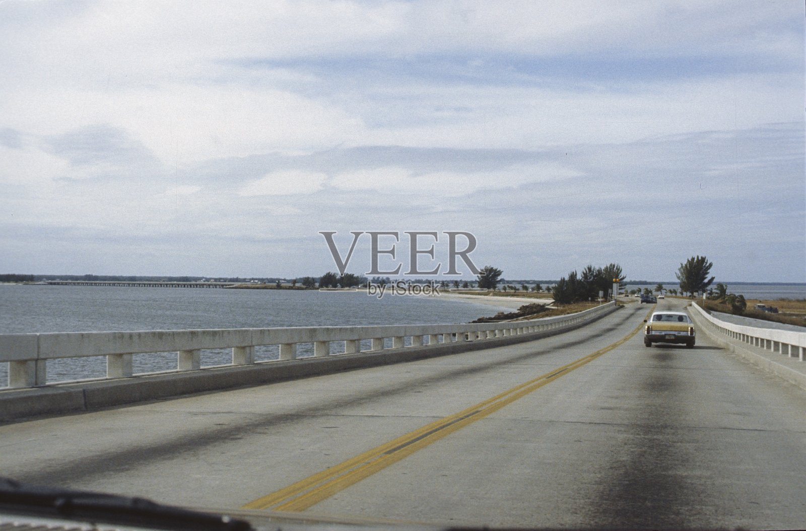 佛罗里达海岸的高速公路照片摄影图片