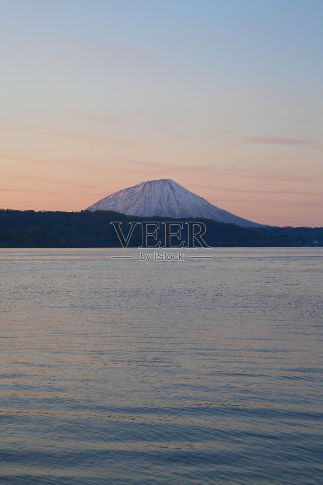 托雅湖照片摄影图片