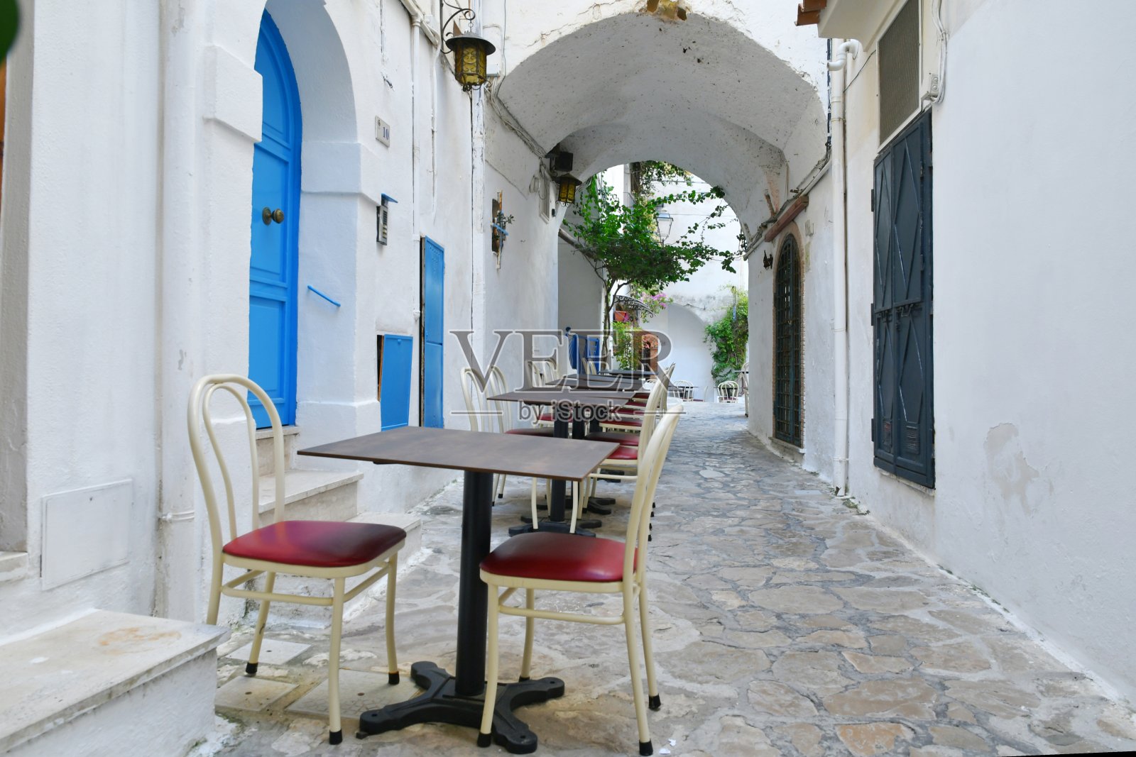 意大利斯佩隆加的拉齐奥镇。照片摄影图片