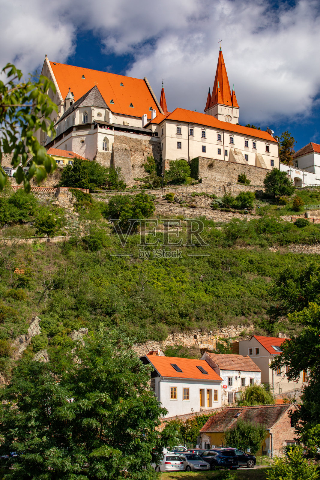 圣尼古拉大教堂,兹诺伊莫镇,捷克共和国。照片摄影图片