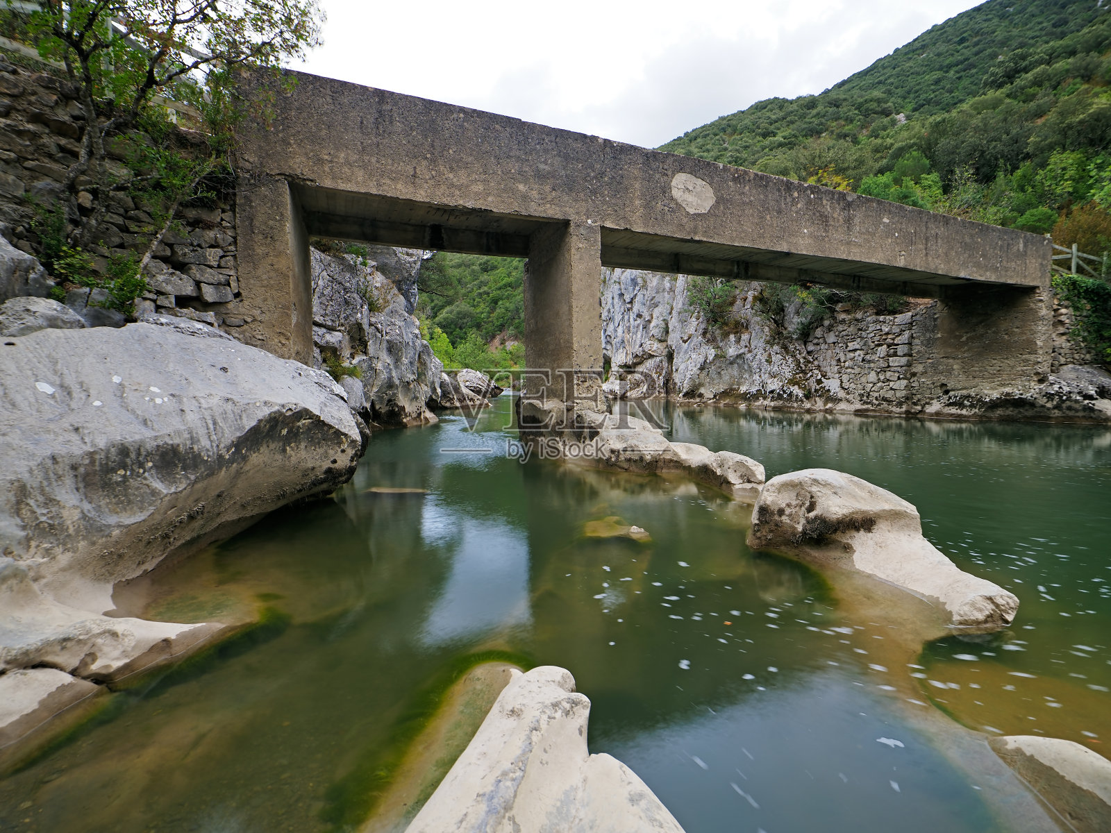 阿尔拜恩峡谷(西班牙纳瓦拉)照片摄影图片
