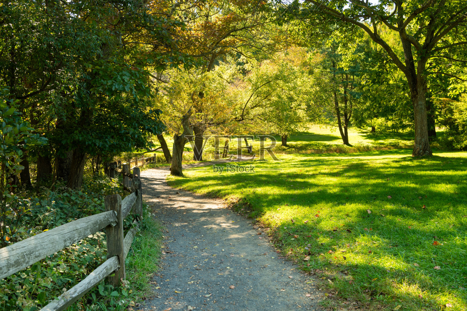 新泽西州霍尔姆德尔公园美丽的初秋景色照片摄影图片