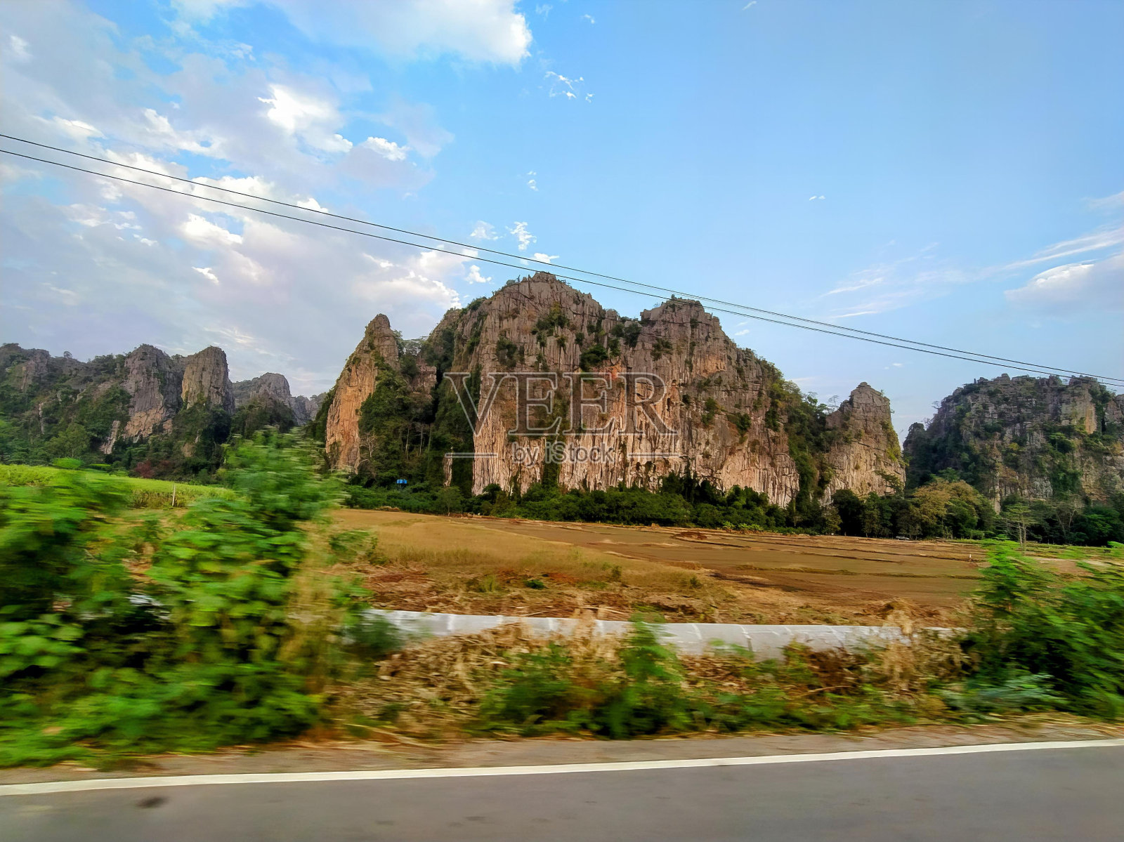 群山的景色。照片摄影图片