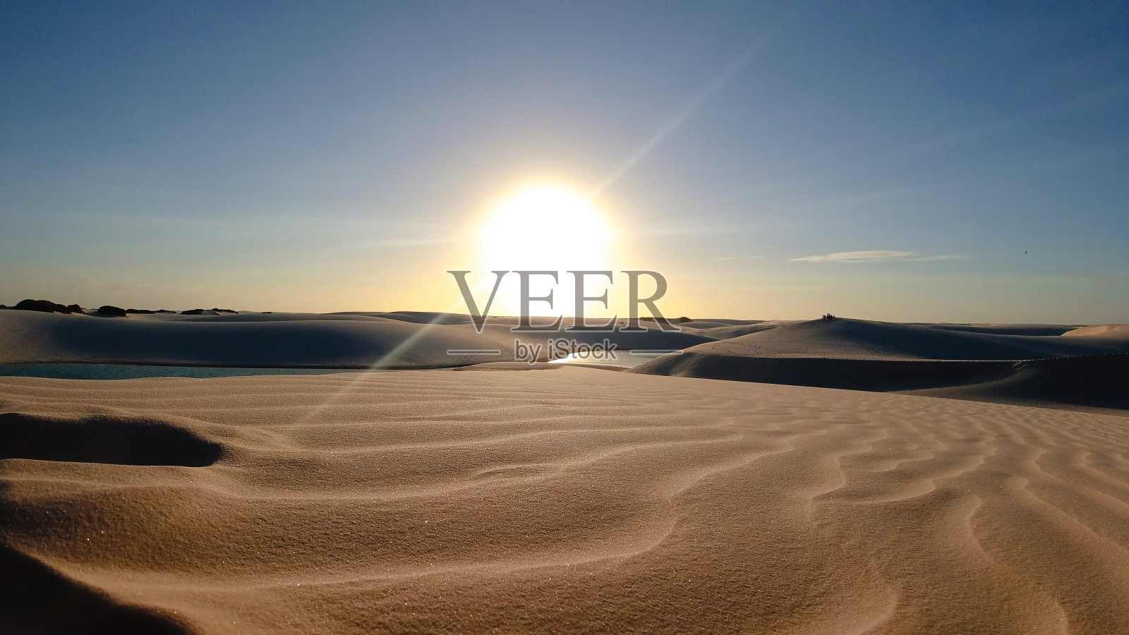巴西地标雨水湖和沙丘。Lencois Maranhenses,巴西。照片摄影图片