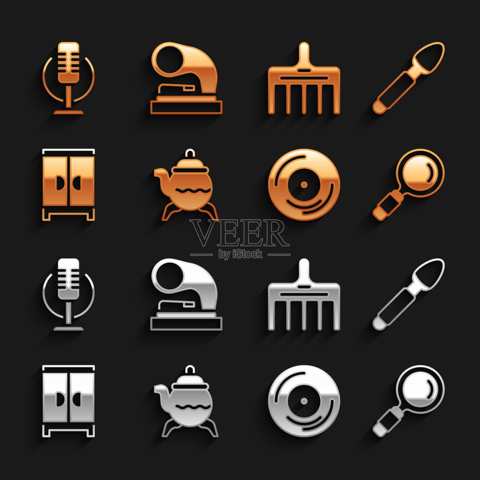 集经典茶壶,银勺,放大镜,乙烯基磁盘,衣柜,发刷,麦克风和旧留声机图标。向量插画图片素材