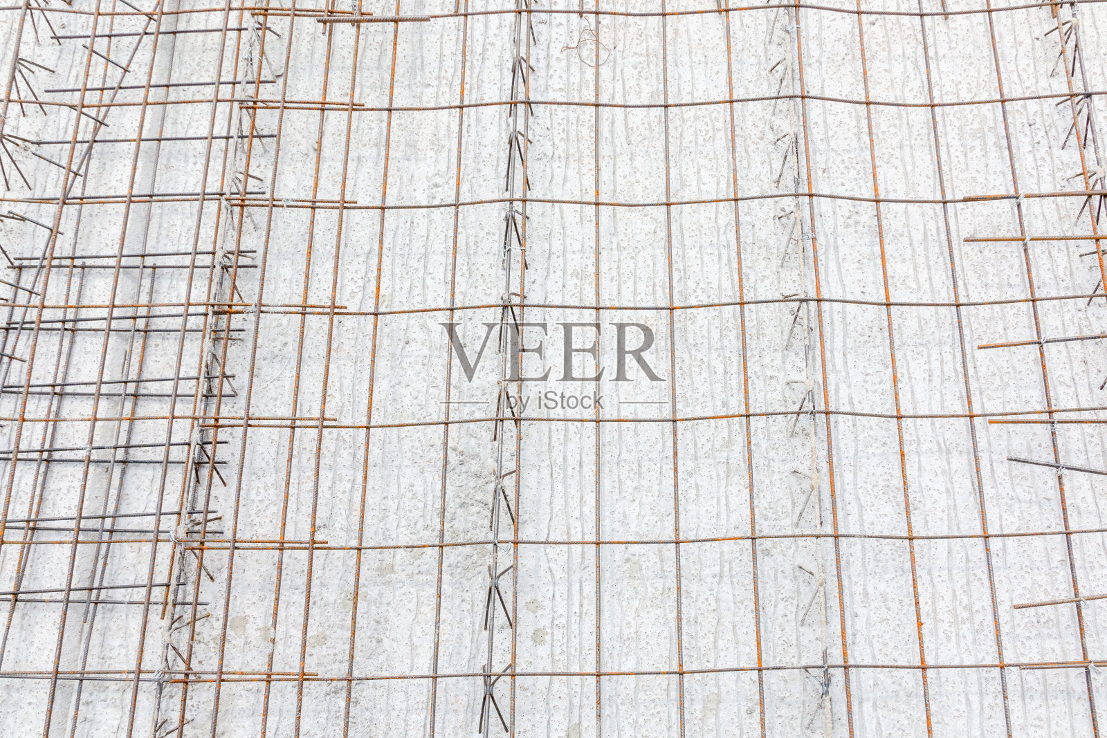 用铁棒浇筑地窖天花板的细节照片摄影图片