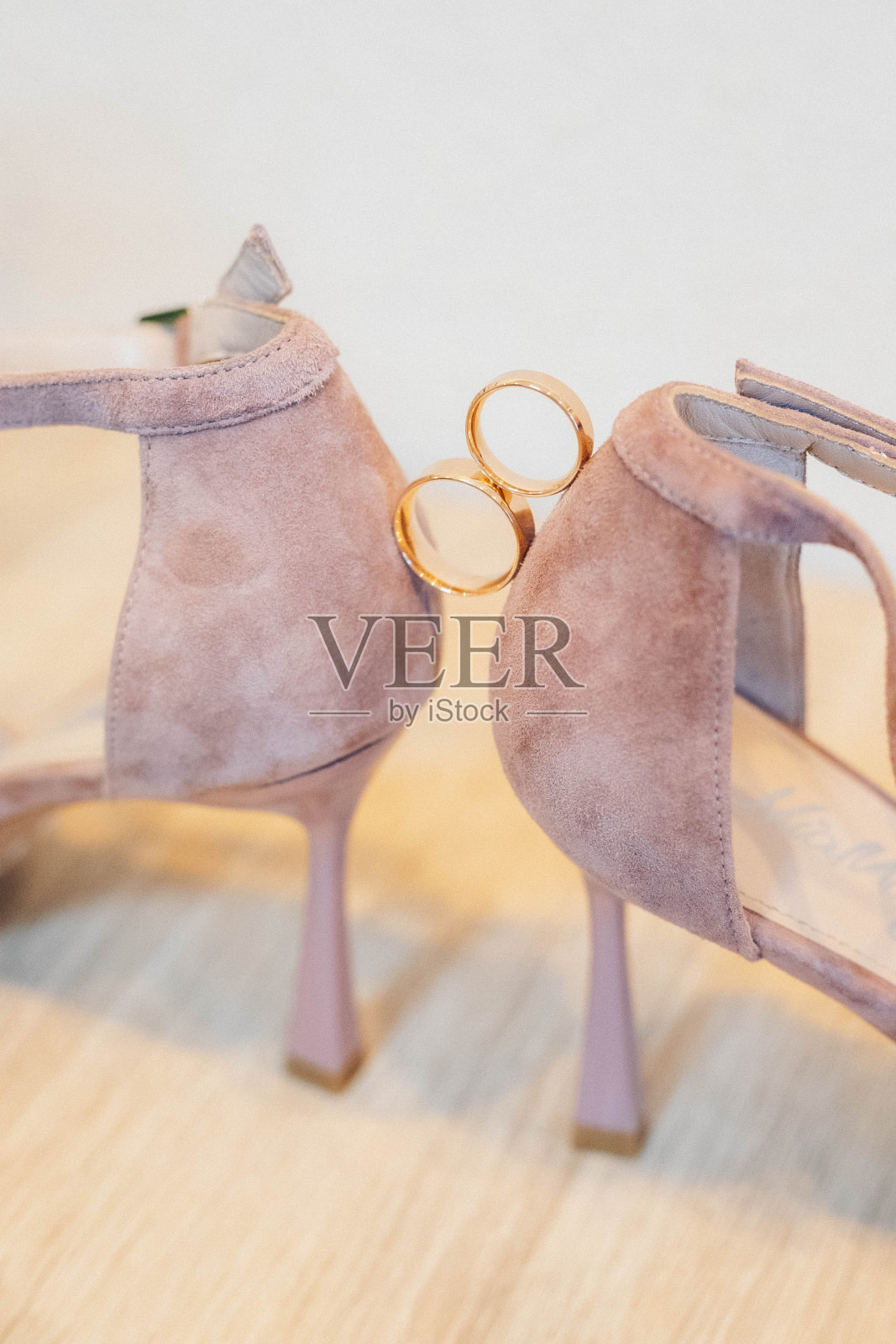 结婚戒指。的婚礼。爱。家庭。假期。照片摄影图片