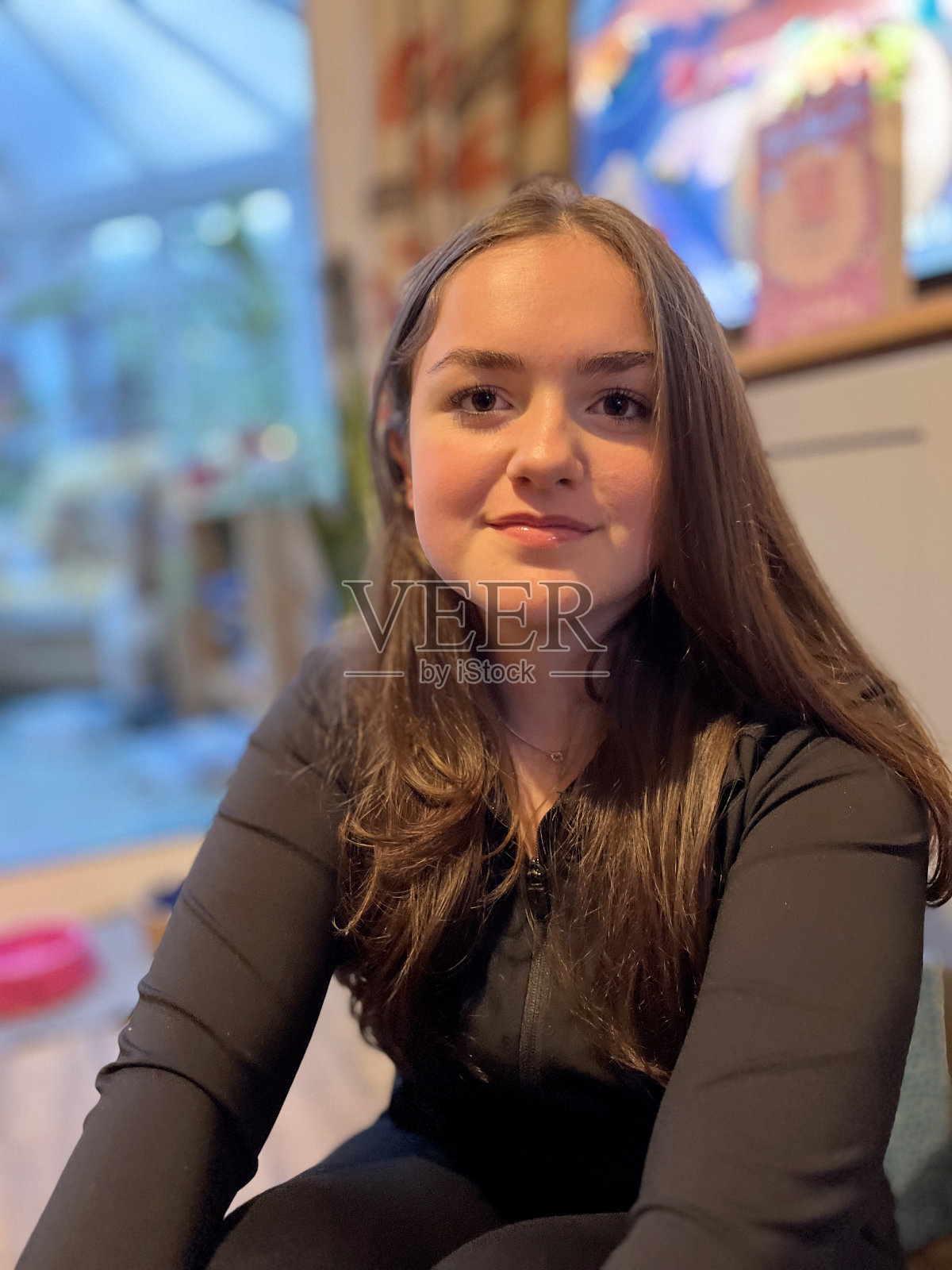 十七岁女孩的肖像照片摄影图片