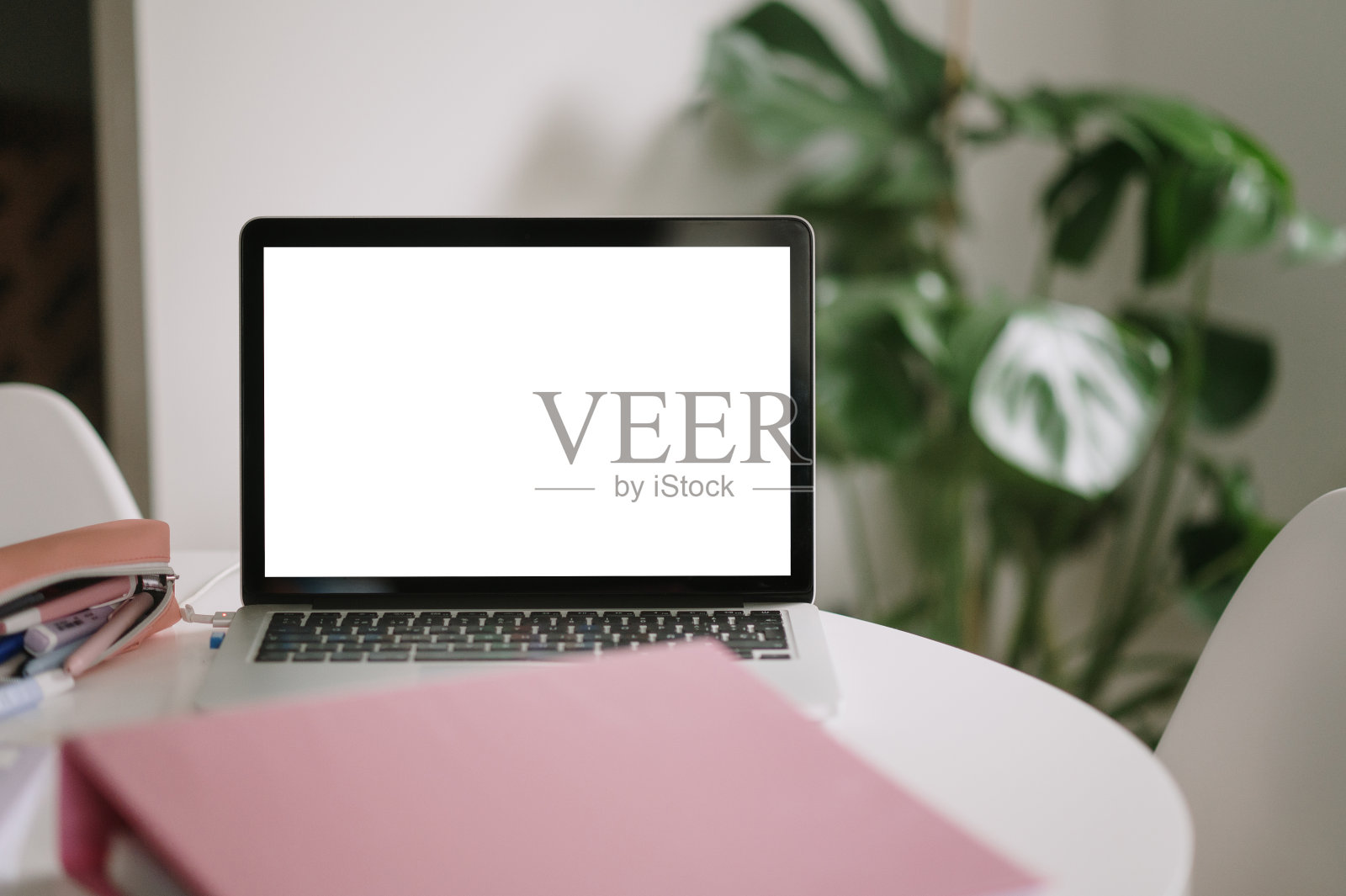 笔记本电脑屏幕空白照片摄影图片